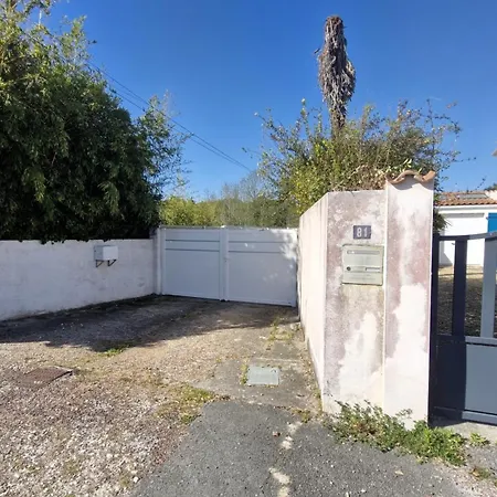 Saint Palais Sur - Proximite Pour Cette Petite Maison Mitoyenne - Wifi ヴィラ La Palud